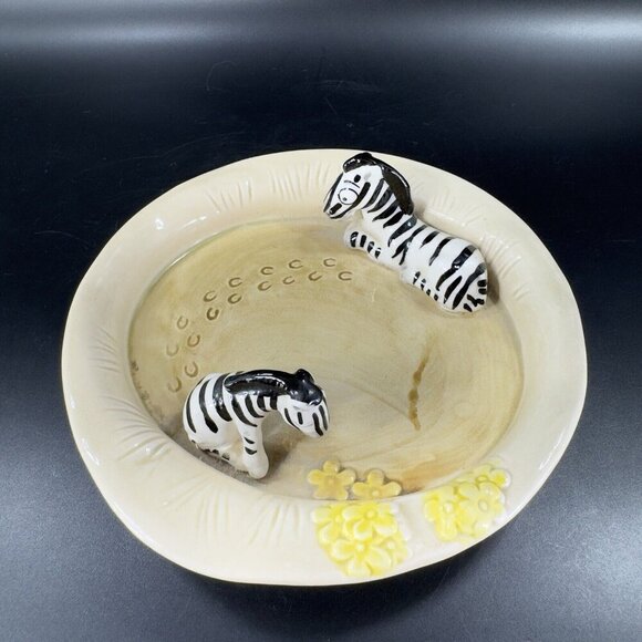 Whimsical Ceramic Ashtray Dish With 3D Raised Zebra Animals Marked On Bottom VTG - Picture 13 of 14
